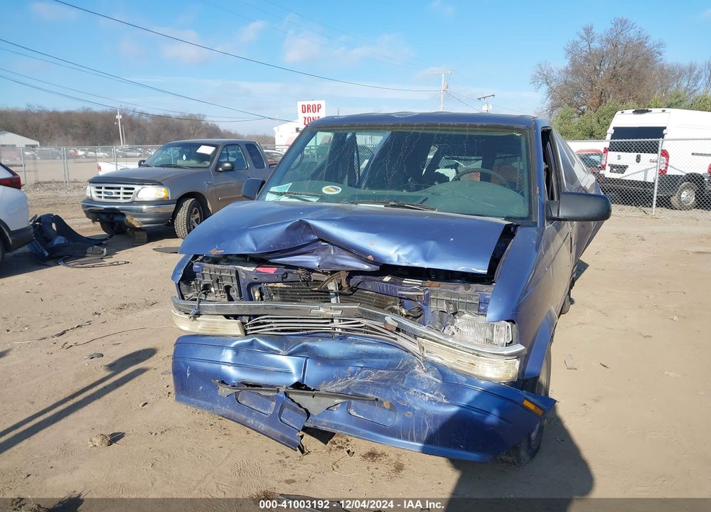 1997 CHEVROLET ASTRO VIN: 1GCDM19WXVB131449