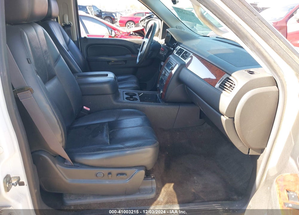 2014 CHEVROLET TAHOE LT VIN: 1GNSCBE00ER230510