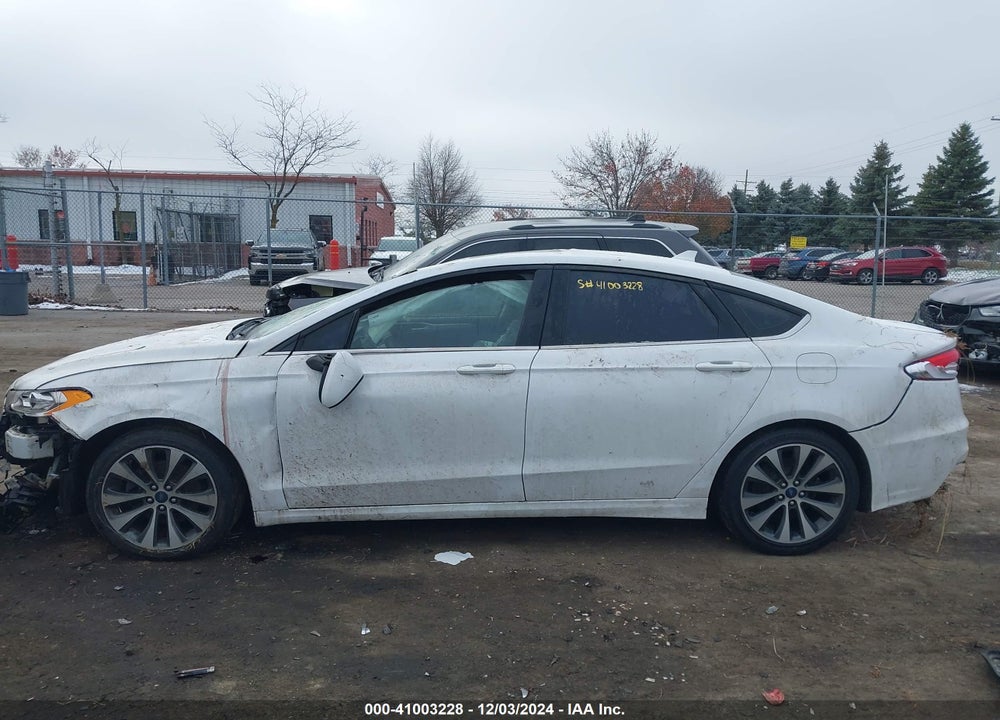 2020 FORD FUSION VIN: 3FA6P0T96LR202299