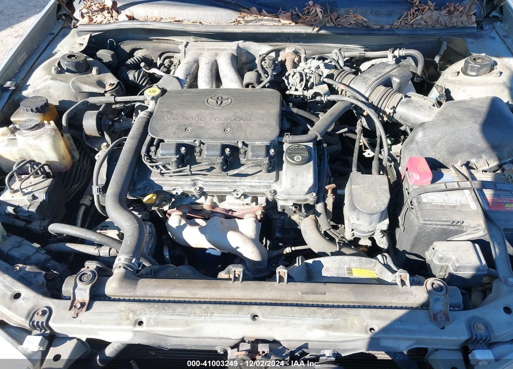 2000 TOYOTA CAMRY XLE V6 VIN: 4T1BF28K3YU111795