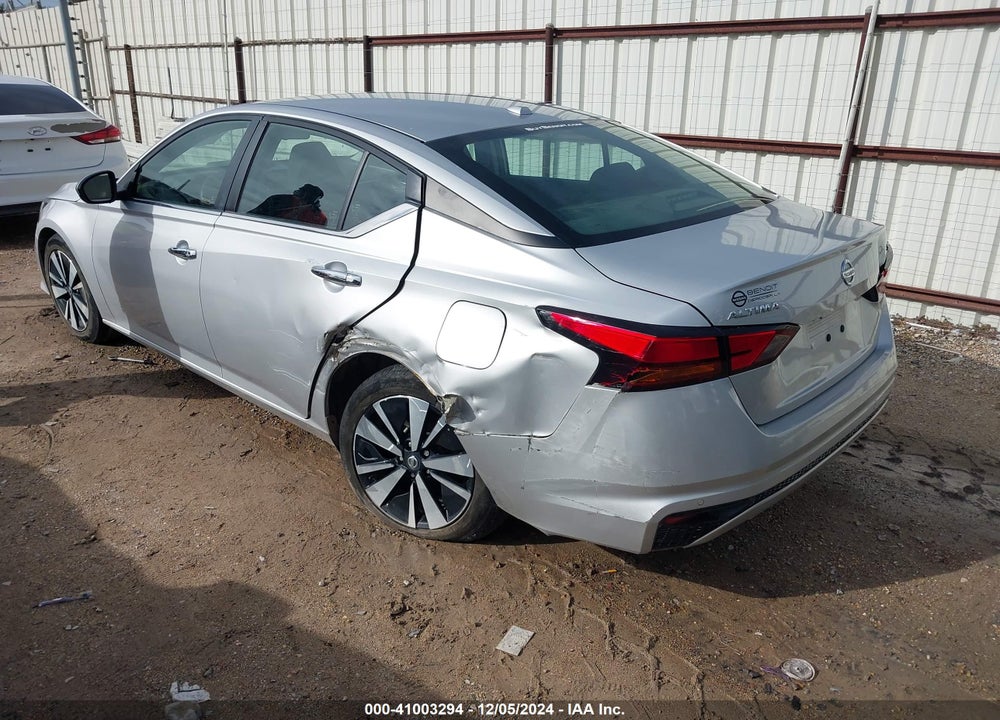 2022 NISSAN ALTIMA SV FWD VIN: 1N4BL4DV5NN330066