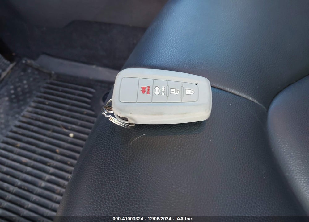 2021 TOYOTA HIGHLANDER VIN: 5TDGZRBH4MS554138