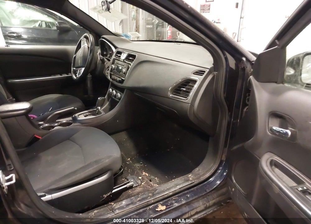2012 CHRYSLER 200 TOURING VIN: 1C3CCBBG6CN106992