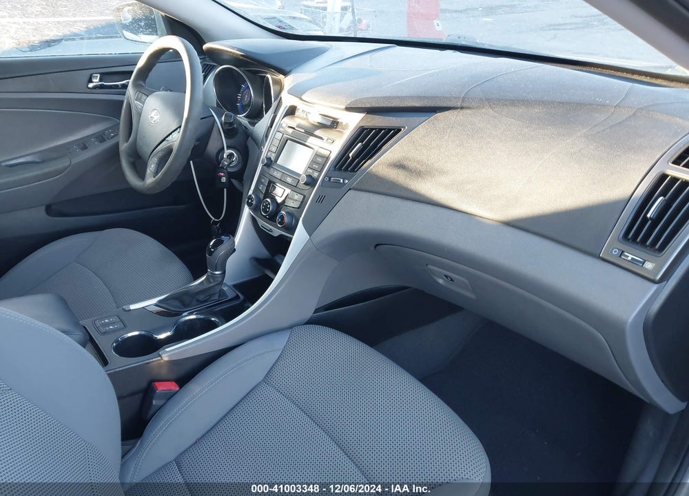2014 HYUNDAI SONATA GLS VIN: 5NPEB4AC8EH891956