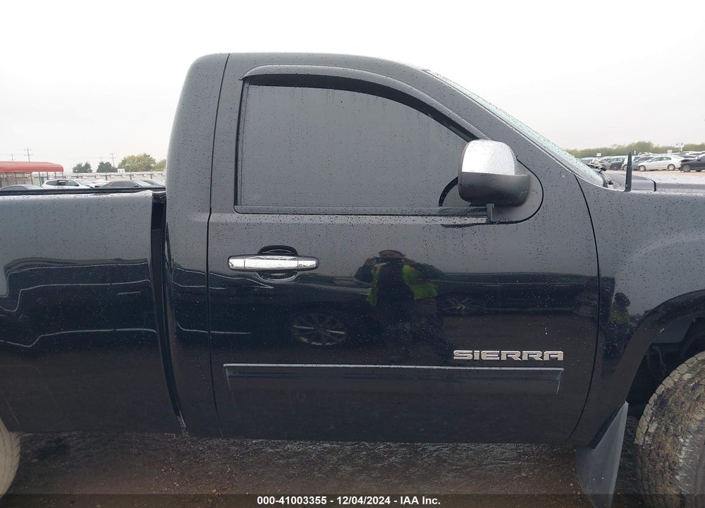 2010 GMC SIERRA 1500 SLE VIN: 1GTPKVE05AZ281515