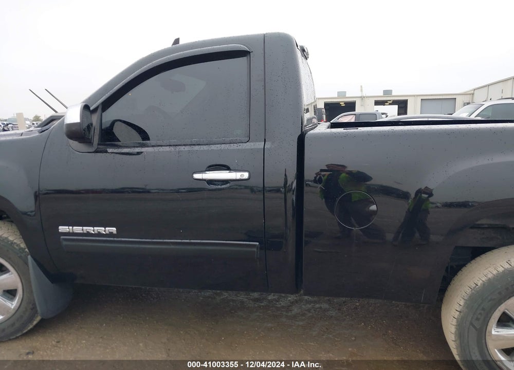 2010 GMC SIERRA 1500 SLE VIN: 1GTPKVE05AZ281515