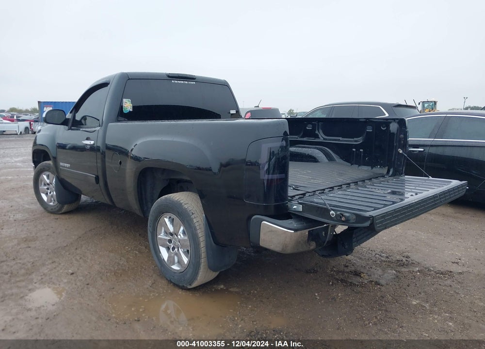2010 GMC SIERRA 1500 SLE VIN: 1GTPKVE05AZ281515