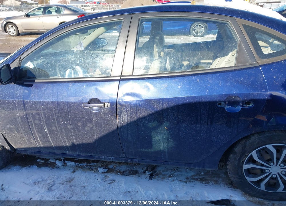 2009 HYUNDAI ELANTRA GLS VIN: KMHDU46D59U811656