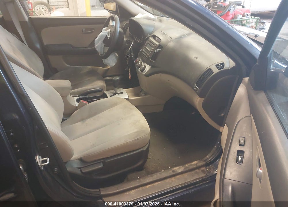 2009 HYUNDAI ELANTRA GLS VIN: KMHDU46D59U811656