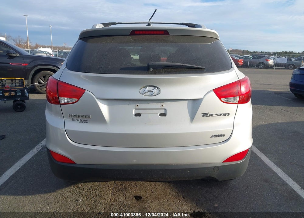 2012 HYUNDAI TUCSON GLS VIN: KM8JUCAC2CU394645