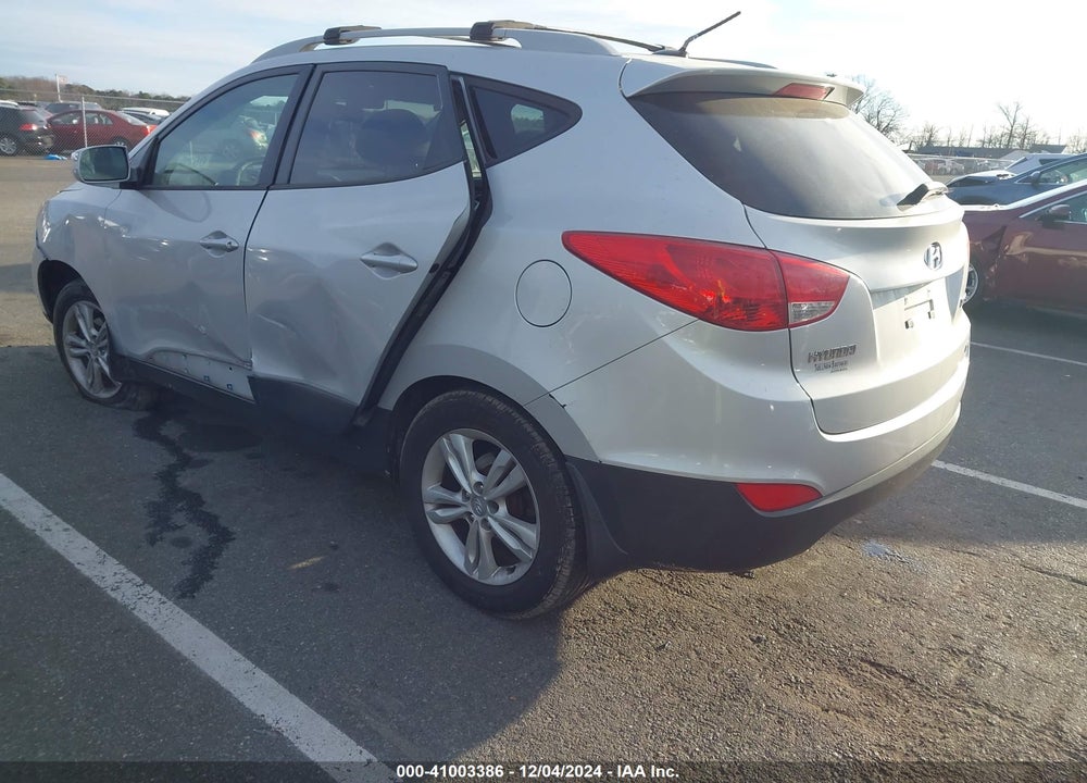 2012 HYUNDAI TUCSON GLS VIN: KM8JUCAC2CU394645
