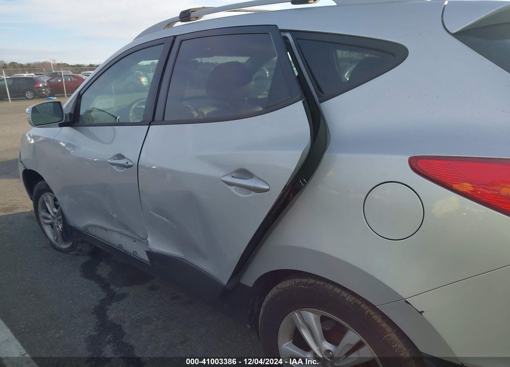 2012 HYUNDAI TUCSON GLS VIN: KM8JUCAC2CU394645
