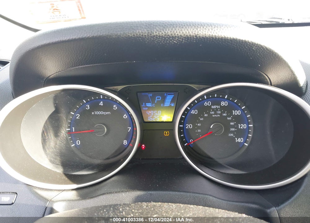 2012 HYUNDAI TUCSON GLS VIN: KM8JUCAC2CU394645