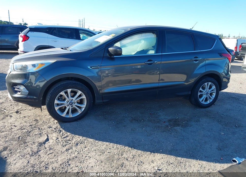 2019 FORD ESCAPE SE VIN: 1FMCU0GD3KUA11902