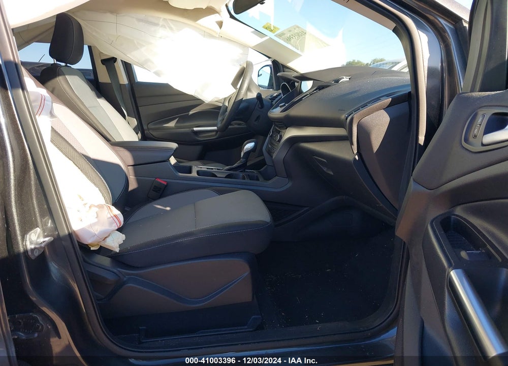 2019 FORD ESCAPE SE VIN: 1FMCU0GD3KUA11902
