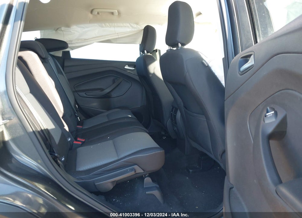 2019 FORD ESCAPE SE VIN: 1FMCU0GD3KUA11902