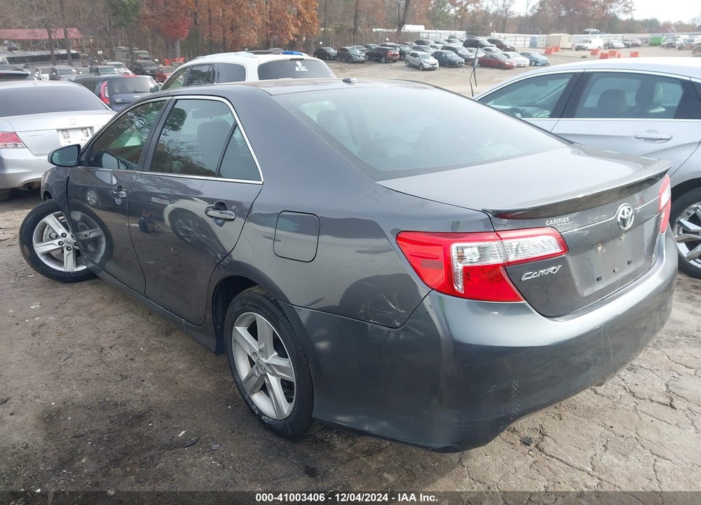 2013 TOYOTA CAMRY SE VIN: 4T1BF1FK3DU234536