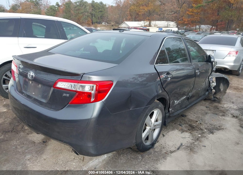 2013 TOYOTA CAMRY SE VIN: 4T1BF1FK3DU234536