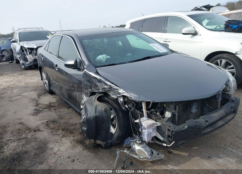 2013 TOYOTA CAMRY SE VIN: 4T1BF1FK3DU234536