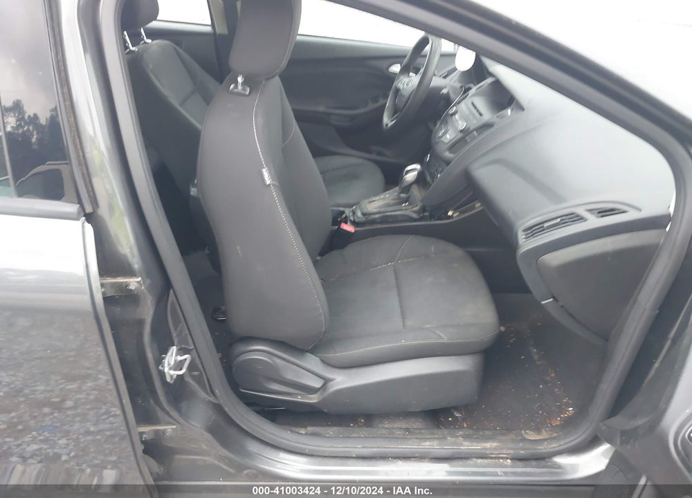 2016 FORD FOCUS SE VIN: 1FADP3F26GL341280