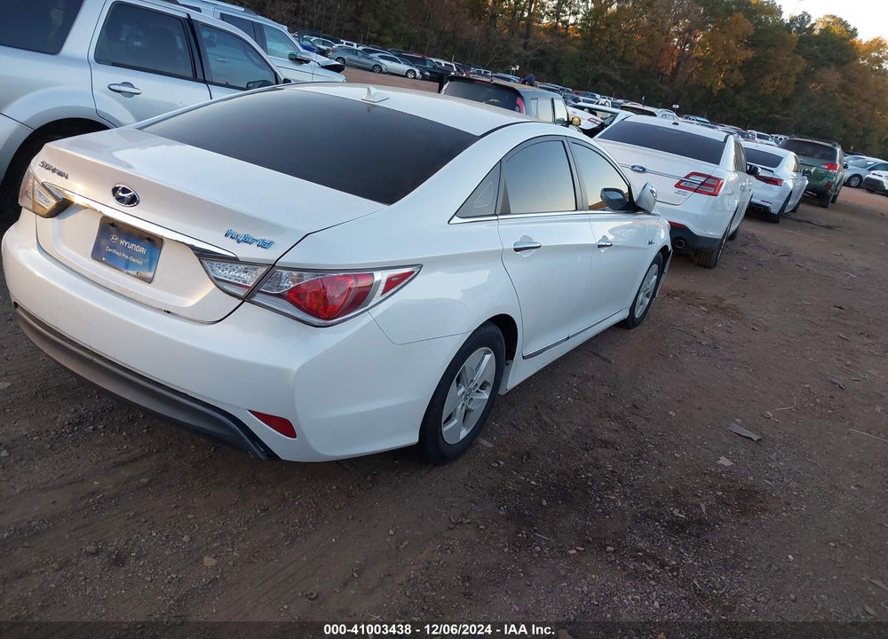 2012 HYUNDAI SONATA HYBRID VIN: KMHEC4A42CA059681