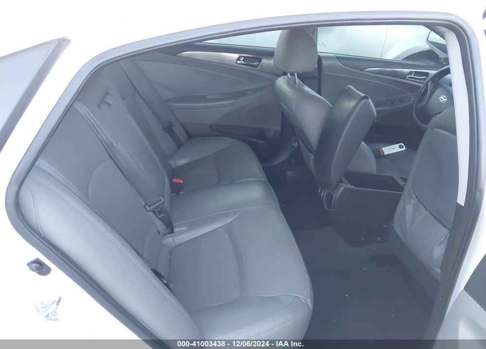 2012 HYUNDAI SONATA HYBRID VIN: KMHEC4A42CA059681