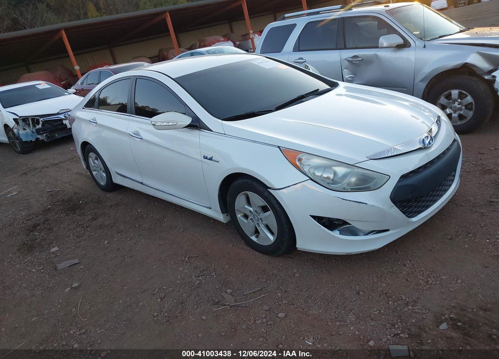 2012 HYUNDAI SONATA HYBRID VIN: KMHEC4A42CA059681