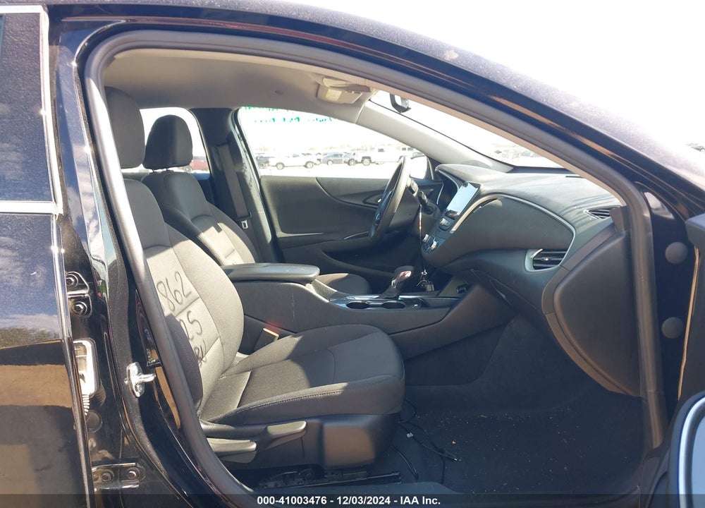 2022 CHEVROLET MALIBU FWD LT VIN: 1G1ZD5ST3NF137298