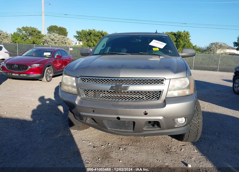 2007 CHEVROLET SUBURBAN 1500 LTZ VIN: 1GNFK163X7R385284