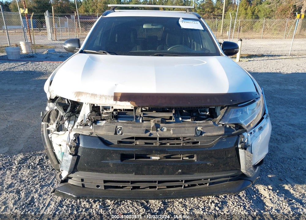 2018 MITSUBISHI OUTLANDER LE VIN: JA4AD3A36JZ025995