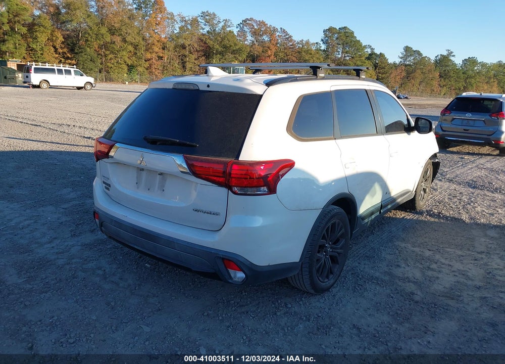 2018 MITSUBISHI OUTLANDER LE VIN: JA4AD3A36JZ025995