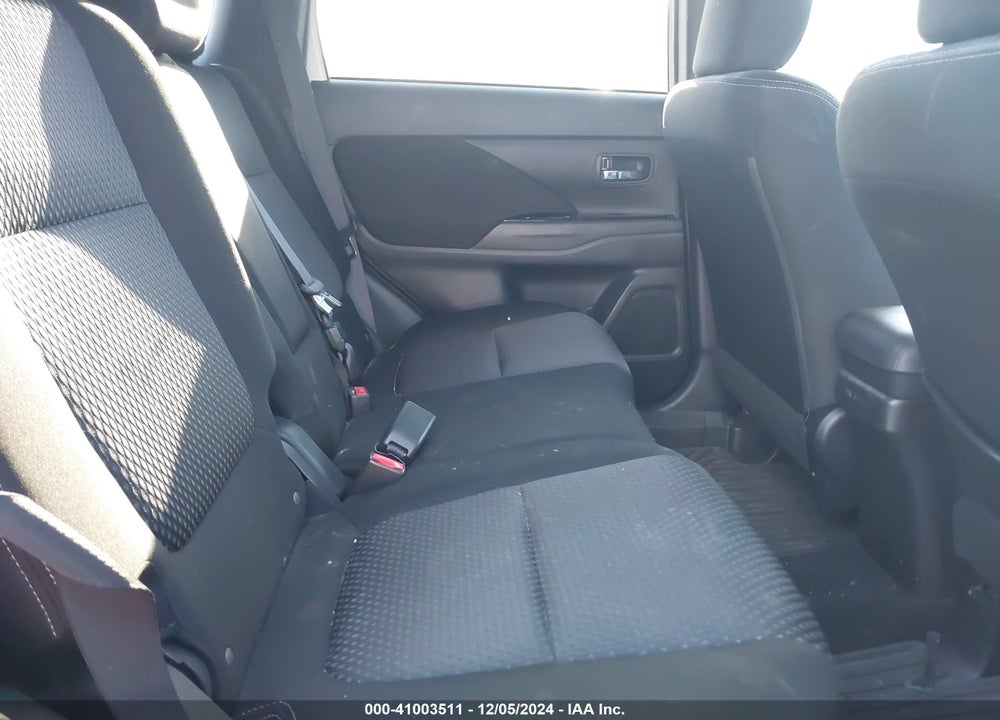 2018 MITSUBISHI OUTLANDER LE VIN: JA4AD3A36JZ025995