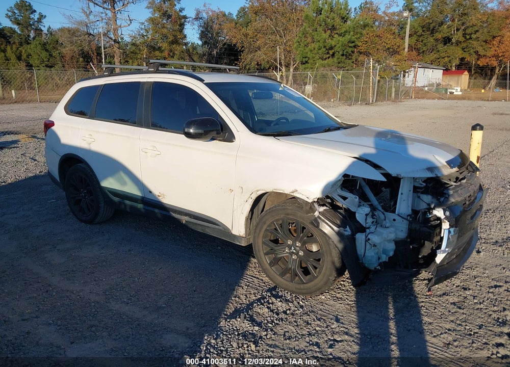 2018 MITSUBISHI OUTLANDER LE VIN: JA4AD3A36JZ025995