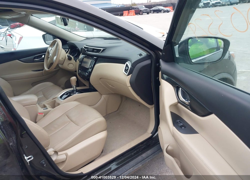 2015 NISSAN ROGUE SL VIN: 5N1AT2MV7FC914777