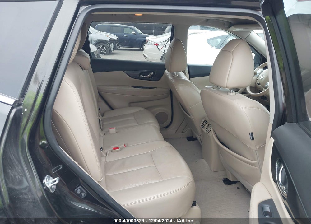 2015 NISSAN ROGUE SL VIN: 5N1AT2MV7FC914777