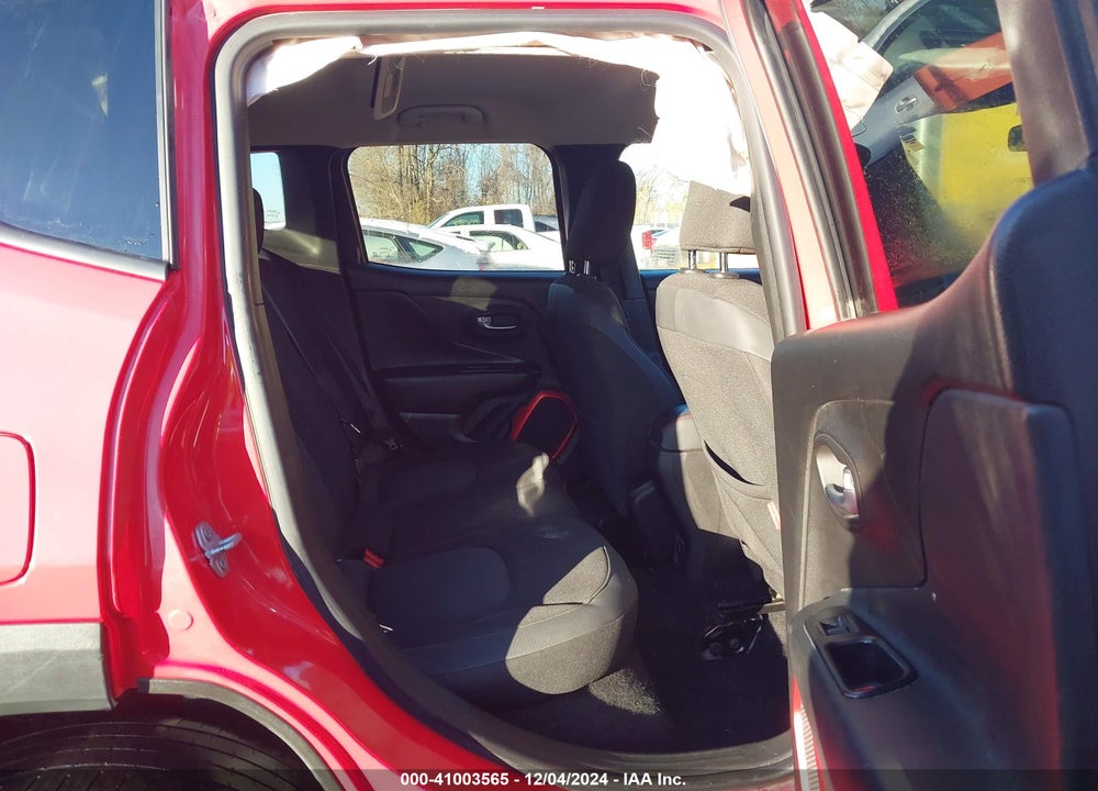 2017 JEEP RENEGADE TRAILHAWK 4X4 VIN: ZACCJBCB2HPE81586