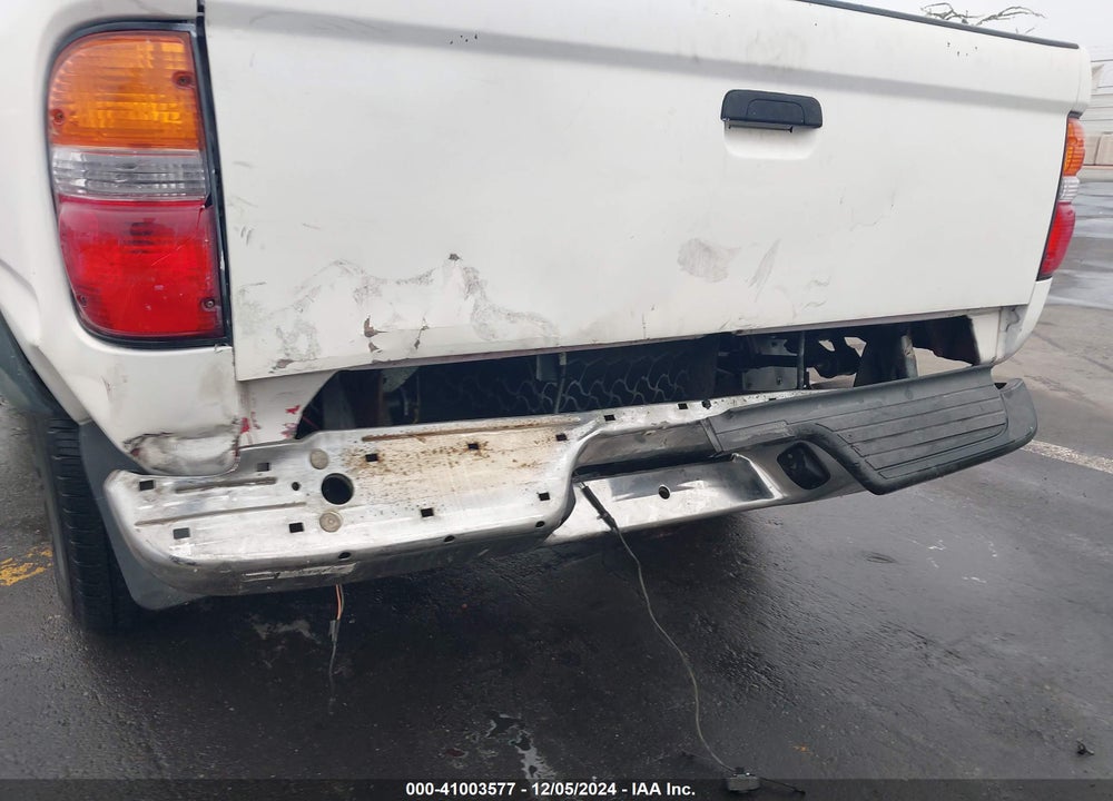 2004 TOYOTA TACOMA PRERUNNER V6 VIN: 5TESN92N74Z438124