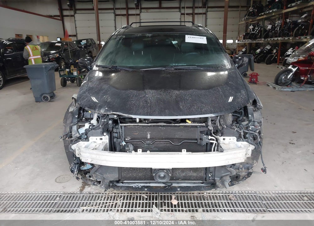 2018 CHRYSLER PACIFICA LIMITED VIN: 2C4RC1GG0JR172821