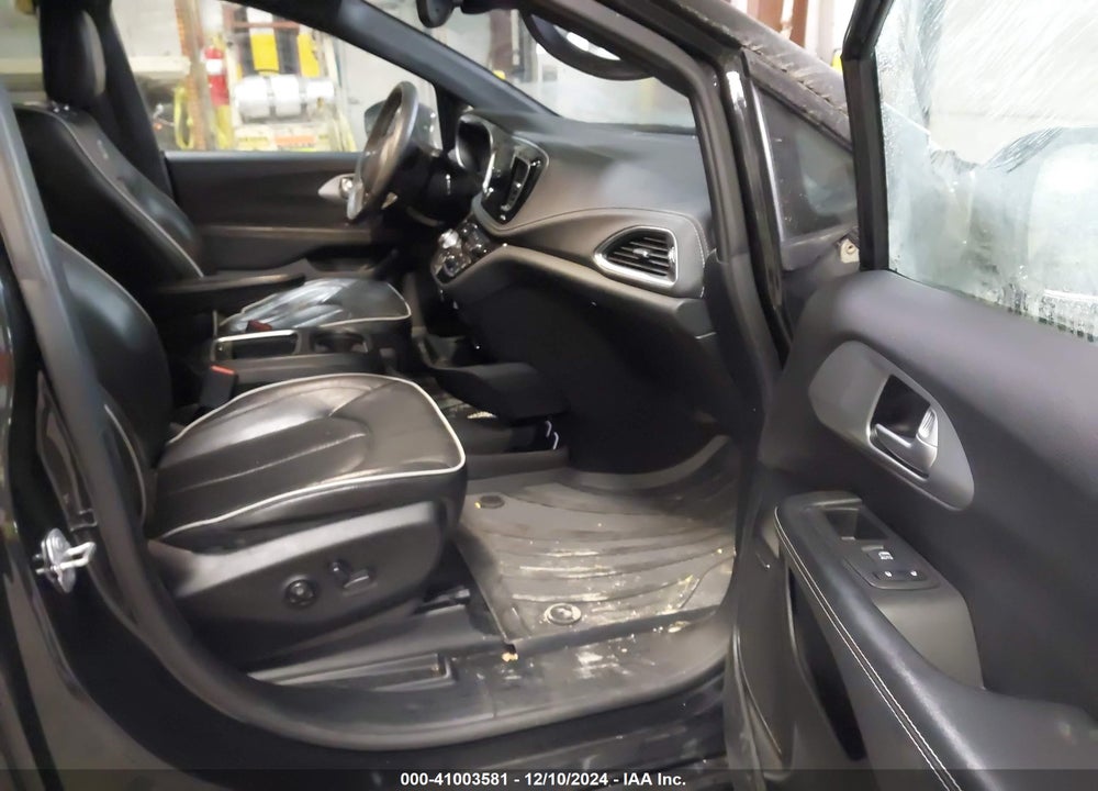 2018 CHRYSLER PACIFICA LIMITED VIN: 2C4RC1GG0JR172821