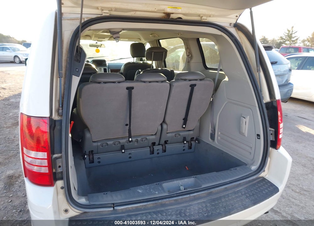 2010 CHRYSLER TOWN & COUNTRY TOURING VIN: 2A4RR5D19AR221515