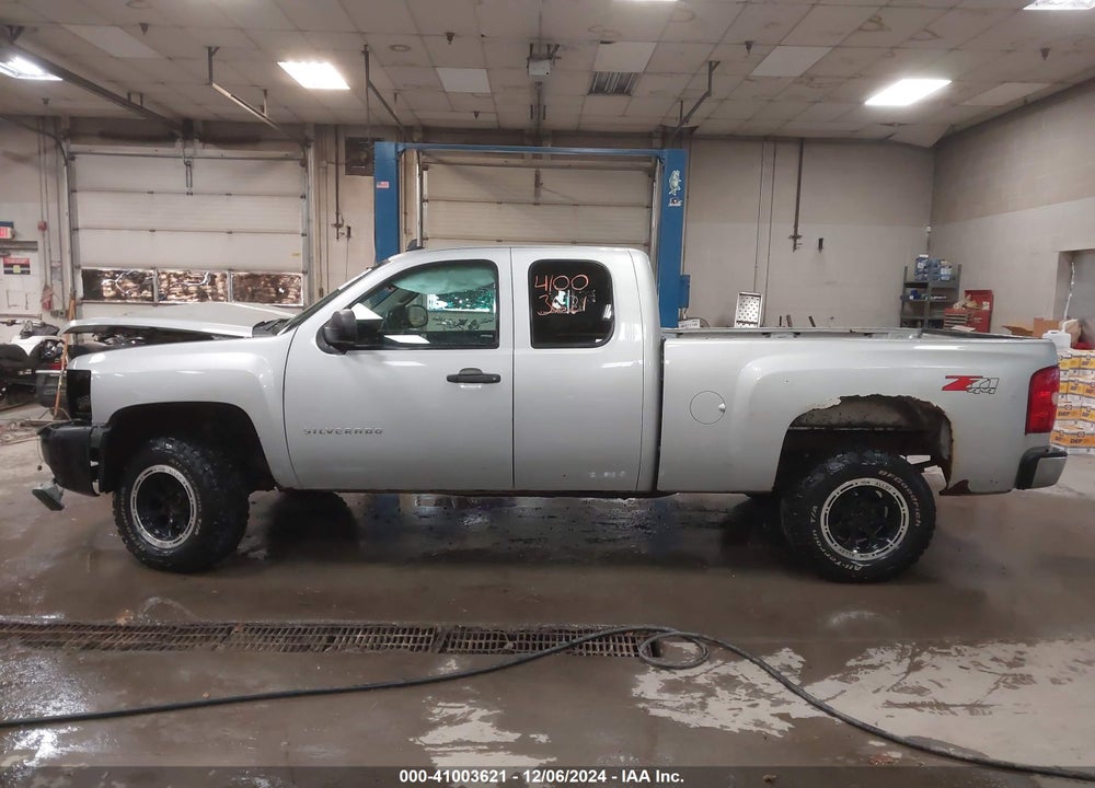 2013 CHEVROLET SILVERADO VIN: 1GCRKSE76DZ361186