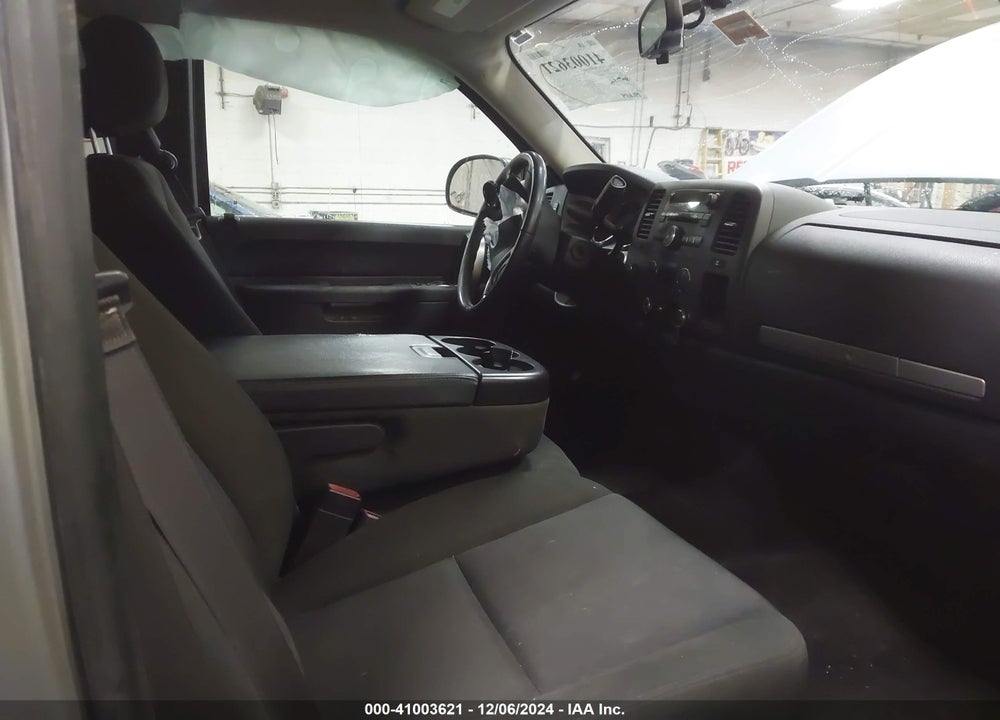 2013 CHEVROLET SILVERADO VIN: 1GCRKSE76DZ361186