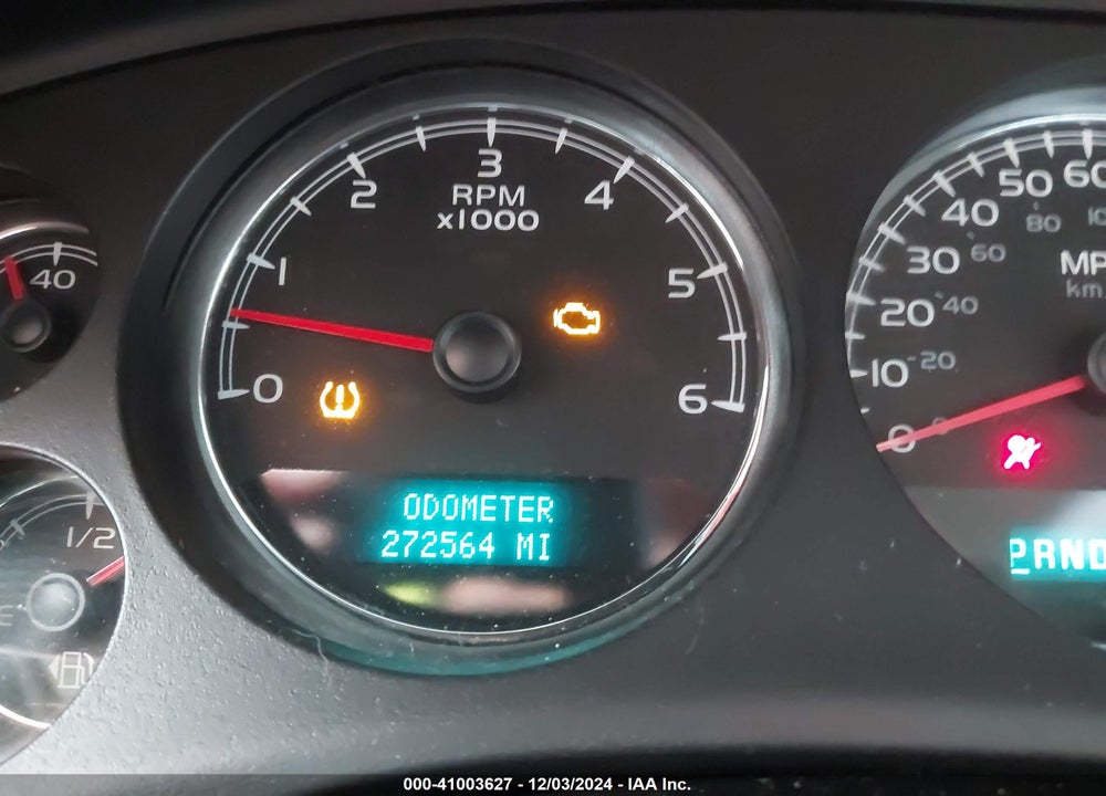 2007 GMC YUKON SLT VIN: 1GKFK13037J232526