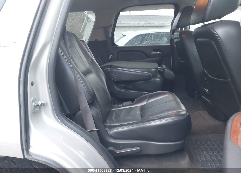 2007 GMC YUKON SLT VIN: 1GKFK13037J232526