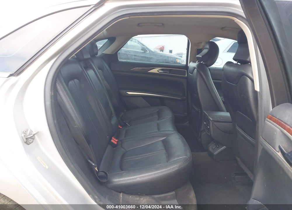 2015 LINCOLN MKZ VIN: 3LN6L2GK2FR612998