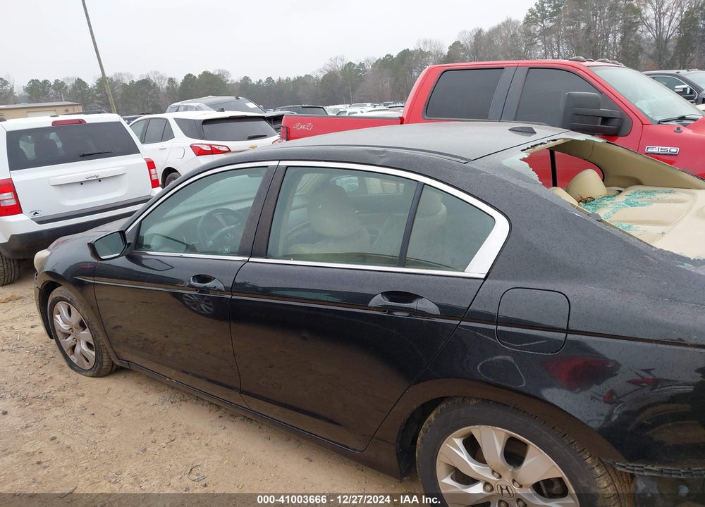 2010 HONDA ACCORD 2.4 EX-L VIN: 1HGCP2F82AA094882