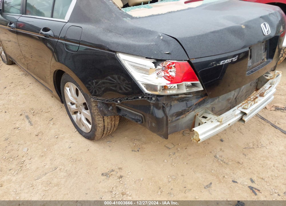 2010 HONDA ACCORD 2.4 EX-L VIN: 1HGCP2F82AA094882