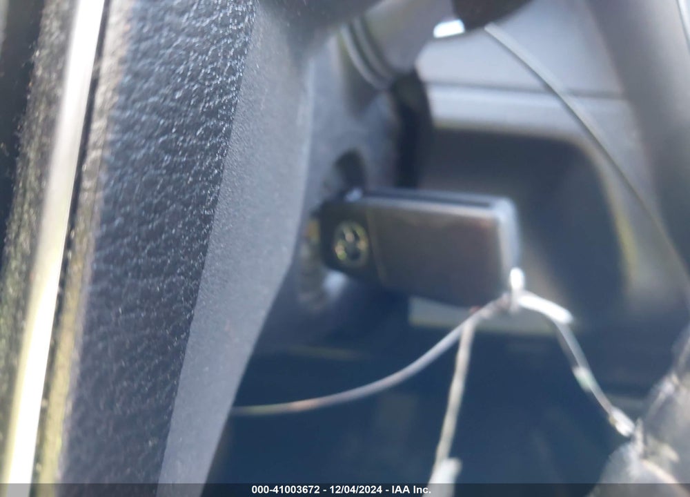2018 TOYOTA CAMRY VIN: 4T1B11HK6JU618320