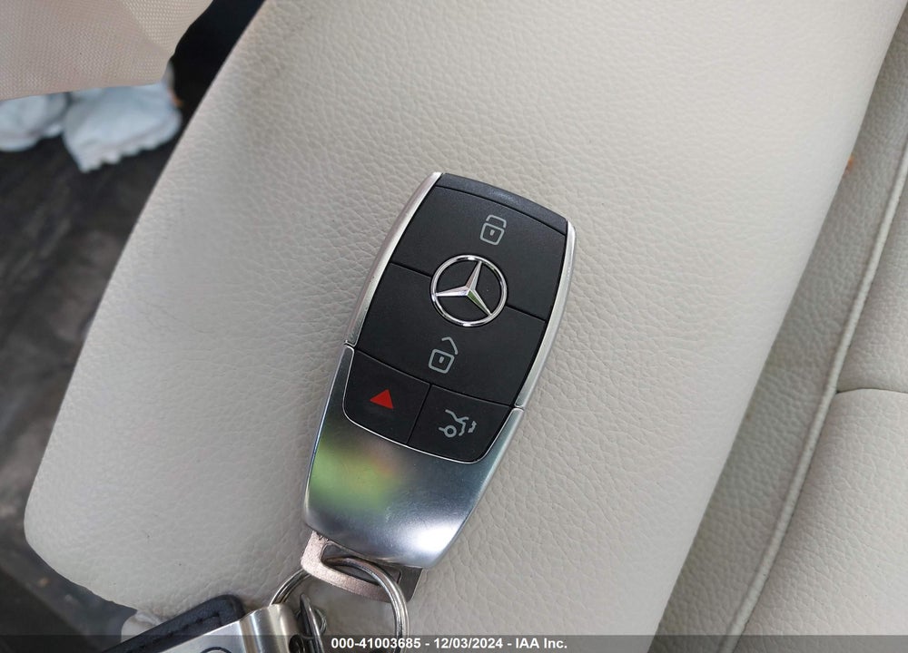 2022 MERCEDES-BENZ GLB 250 4MATIC VIN: W1N4M4HB1NW201163