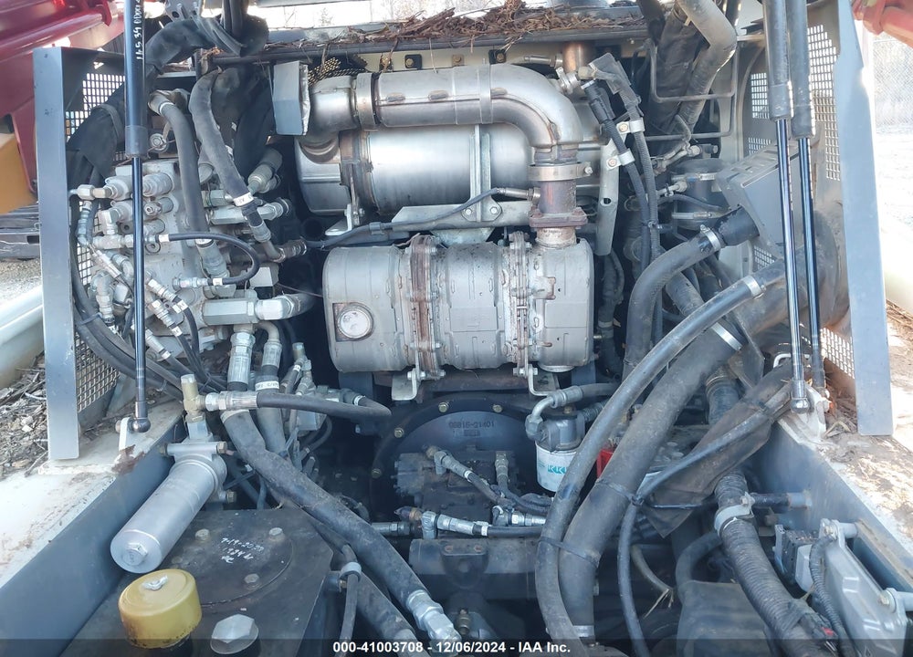 2019 TAKEUCHI TL12R2 SKID STEER VIN: 412102046